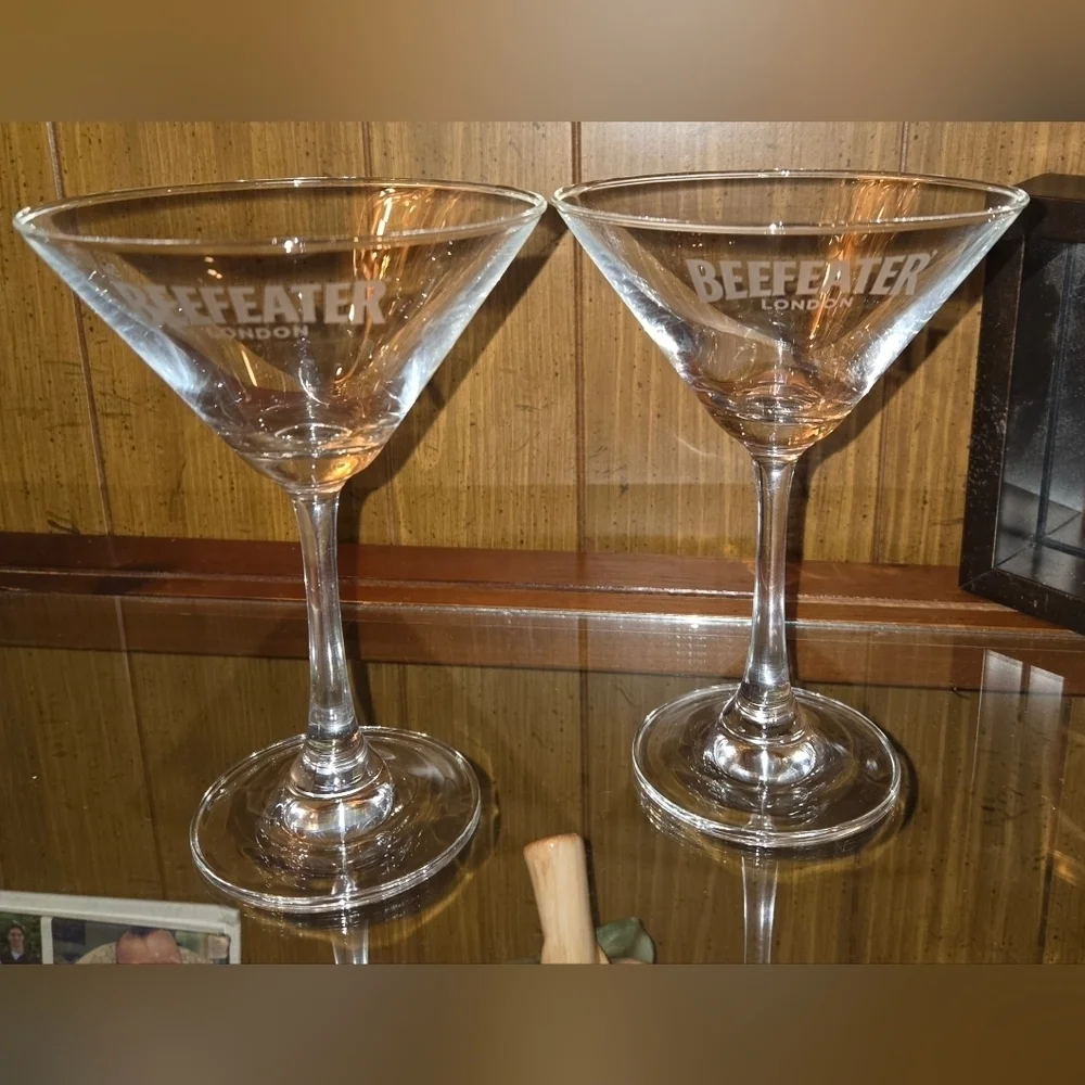 NWOT | Beefeater | Martini Glass Set | Set of Two | Perfect Condition - Picture 7 of 13